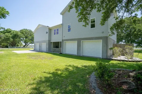 101 Hamilton Lane Hubert NC 28539