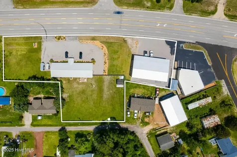 3095 Highway 24 Newport NC 28570