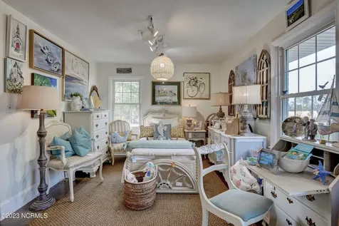 5018 Oleander Drive Wilmington NC 28403