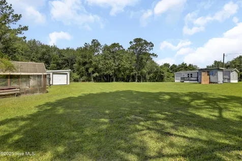1784 N.c. Hwy-172 Sneads Ferry NC 28460