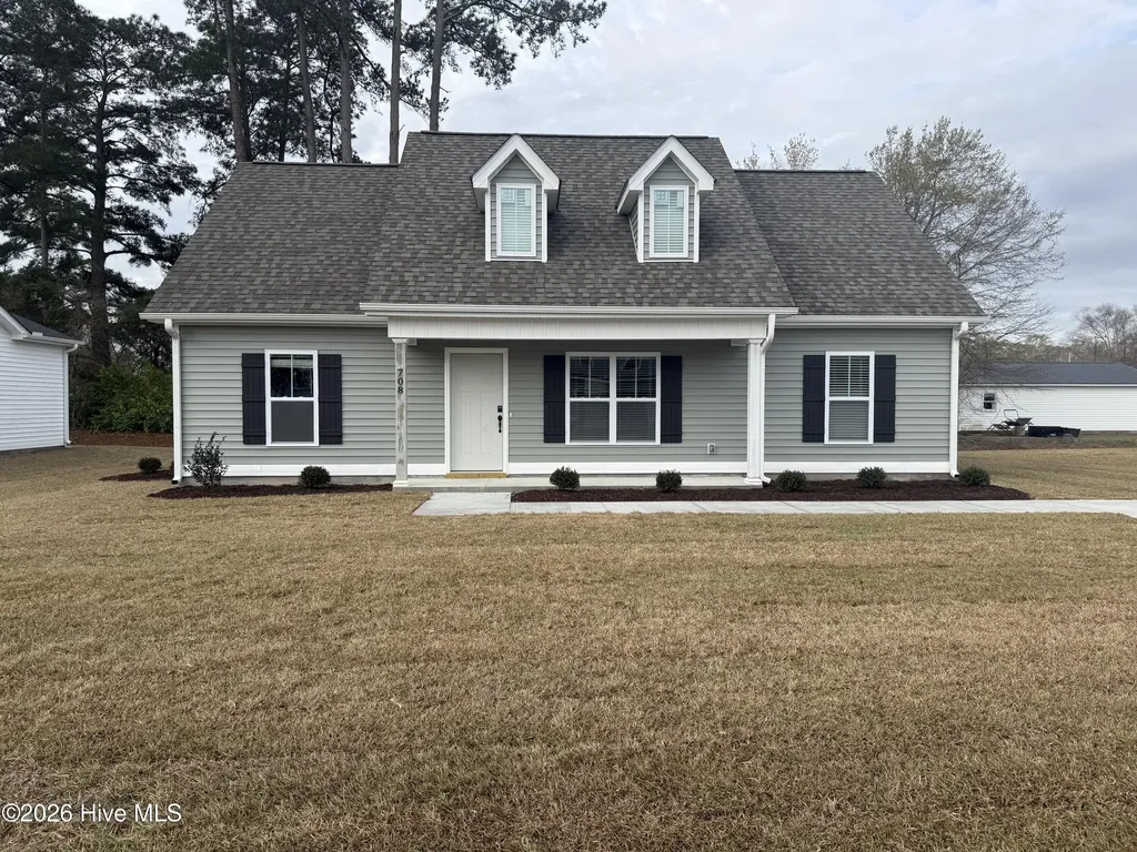 708 Pope Street Grifton NC 28530