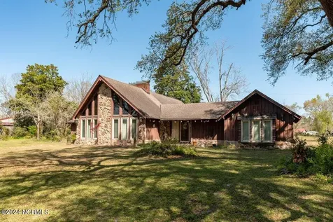 884 Cheshire Road Rocky Point NC 28457