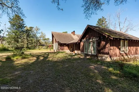 884 Cheshire Road Rocky Point NC 28457