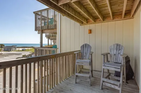 9100 Reed Drive Emerald Isle NC 28594