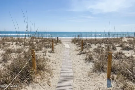 9100 Reed Drive Emerald Isle NC 28594