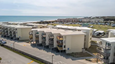9100 Reed Drive Emerald Isle NC 28594