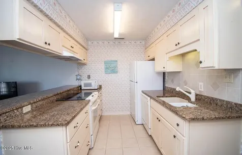 9100 Reed Drive Emerald Isle NC 28594