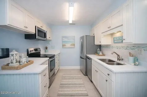 9100 Reed Drive Emerald Isle NC 28594