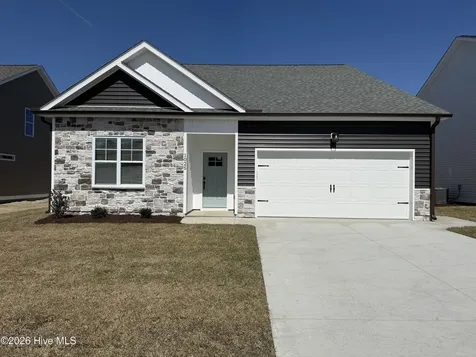 1025 Seven Iron Drive Ayden NC 28513