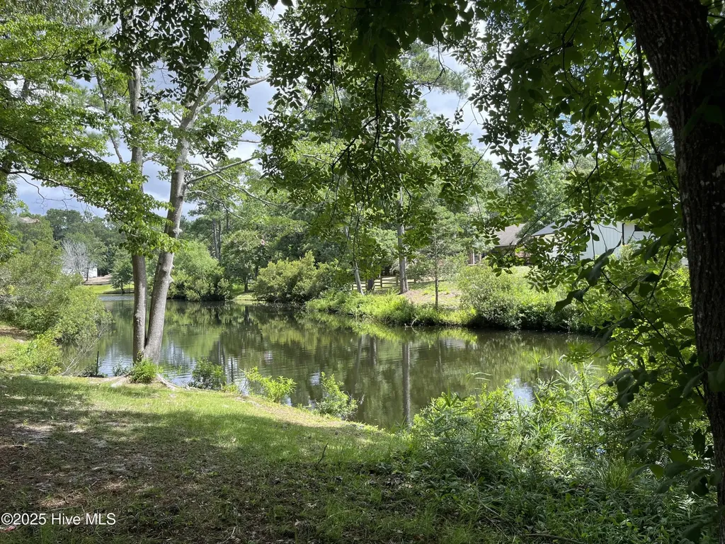 764 Lakeside Drive SE Bolivia NC 28422