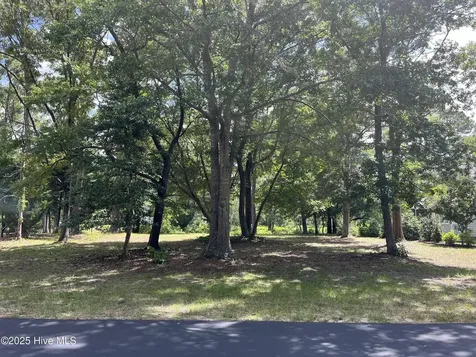764 Lakeside Drive SE Bolivia NC 28422