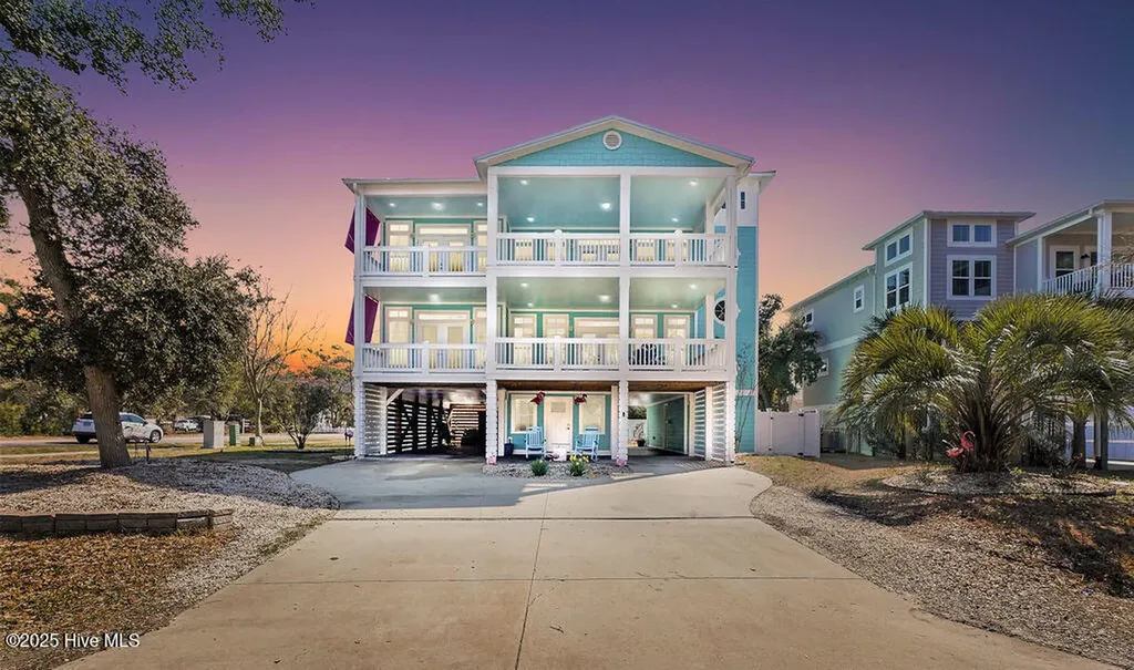 102 SE 68th Street Oak Island NC 28465