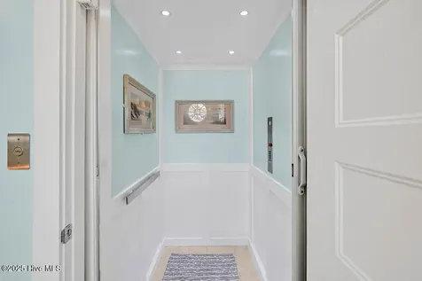 102 SE 68th Street Oak Island NC 28465