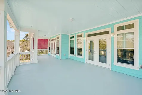 102 SE 68th Street Oak Island NC 28465