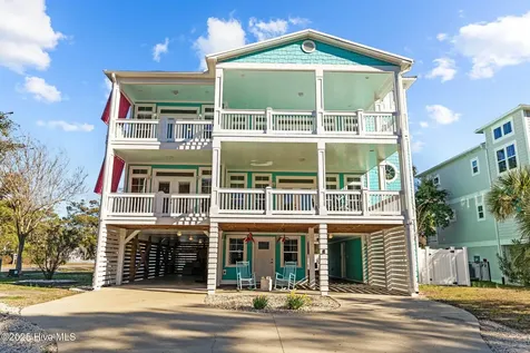 102 SE 68th Street Oak Island NC 28465