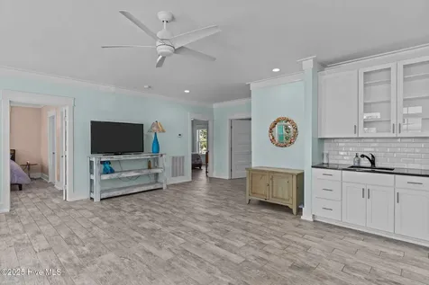 102 SE 68th Street Oak Island NC 28465