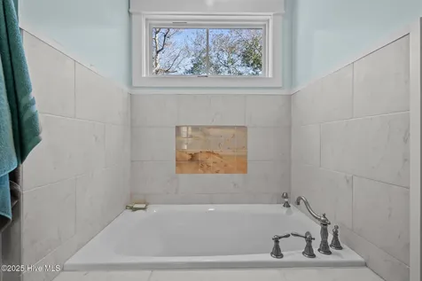 102 SE 68th Street Oak Island NC 28465