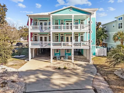 102 SE 68th Street Oak Island NC 28465