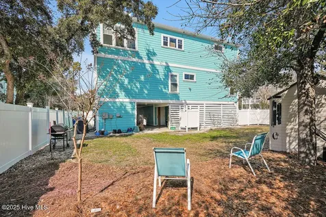 102 SE 68th Street Oak Island NC 28465