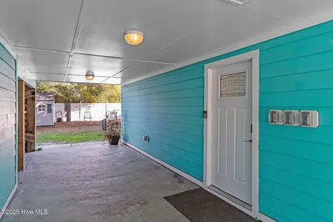102 SE 68th Street Oak Island NC 28465