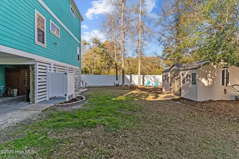 102 SE 68th Street Oak Island NC 28465