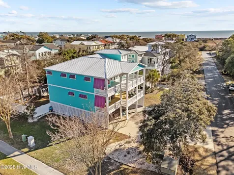 102 SE 68th Street Oak Island NC 28465