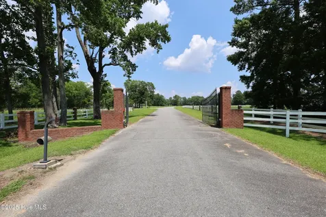 0 Pointe Harbor Drive Belhaven NC 27810
