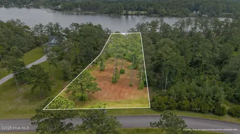 170 Waters Edge E Lane Oriental NC 28571