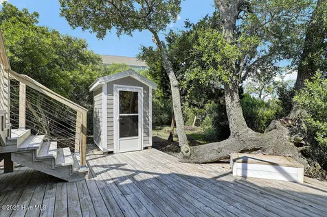 50 S Oak Drive Surf City NC 28445