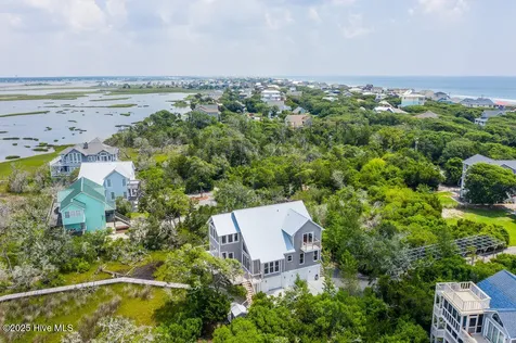 50 S Oak Drive Surf City NC 28445