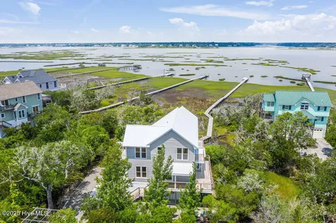 50 S Oak Drive Surf City NC 28445