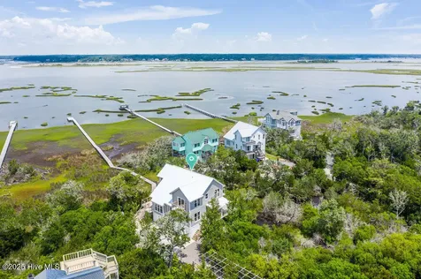 50 S Oak Drive Surf City NC 28445