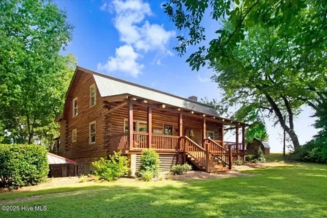2326 Us-117 Faison NC 28341