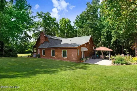 2326 Us-117 Faison NC 28341