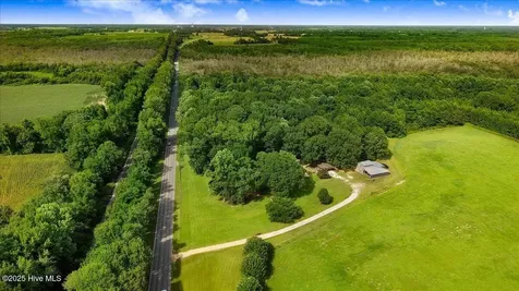 2326 Us-117 Faison NC 28341