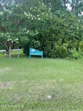 690 Oriental Road Oriental NC 28571