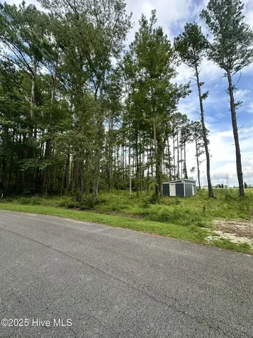 690 Oriental Road Oriental NC 28571