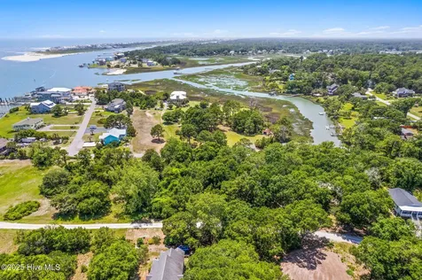 1705 Long Shore Drive SW Shallotte NC 28470