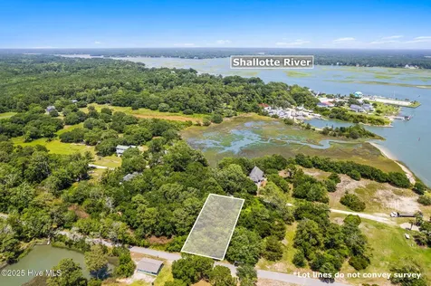 1705 Long Shore Drive SW Shallotte NC 28470