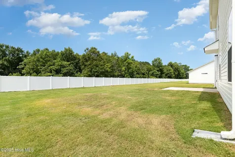 25 W Emily Gardens Drive Selma NC 27576