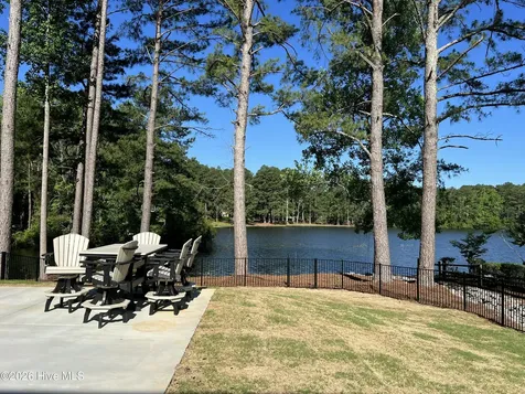 15 Goldenrod Drive Whispering Pines NC 28327