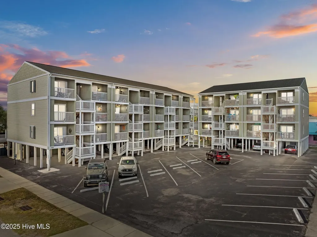 108 Lake Park Boulevard S Carolina Beach NC 28428