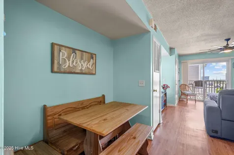 108 Lake Park Boulevard S Carolina Beach NC 28428