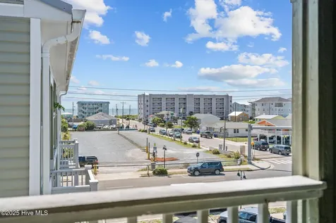 108 Lake Park Boulevard S Carolina Beach NC 28428