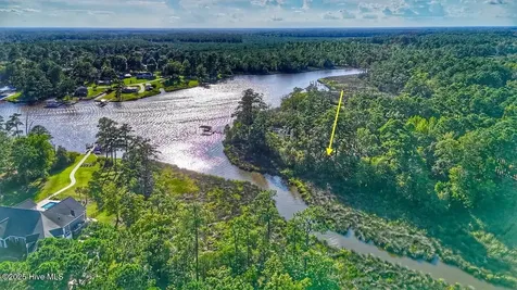 955 Southern Plantation Drive N Oriental NC 28571