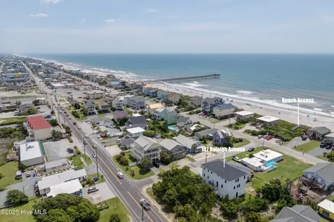 107 Raleigh Avenue Surf City NC 28445