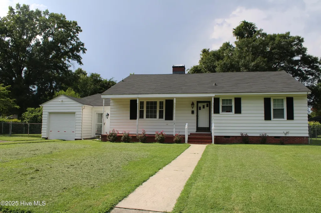 707 Cameron Drive Kinston NC 28501