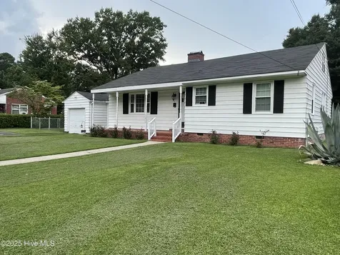 707 Cameron Drive Kinston NC 28501
