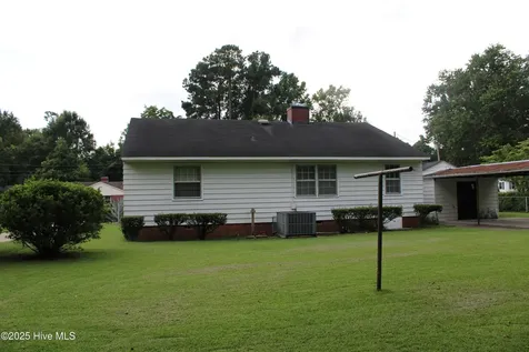 707 Cameron Drive Kinston NC 28501