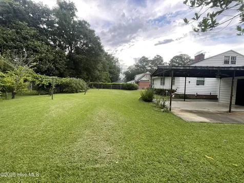 707 Cameron Drive Kinston NC 28501